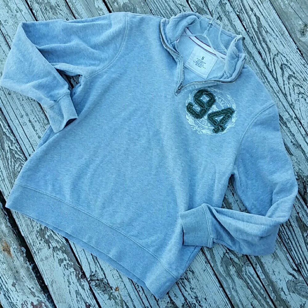 Old navy sweatshirt